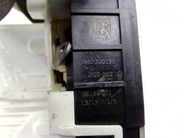 Замок водійських дверей A1667200135 MERCEDES