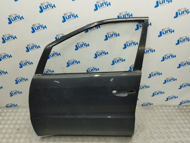 Двері кабіни A1687201905 MERCEDES