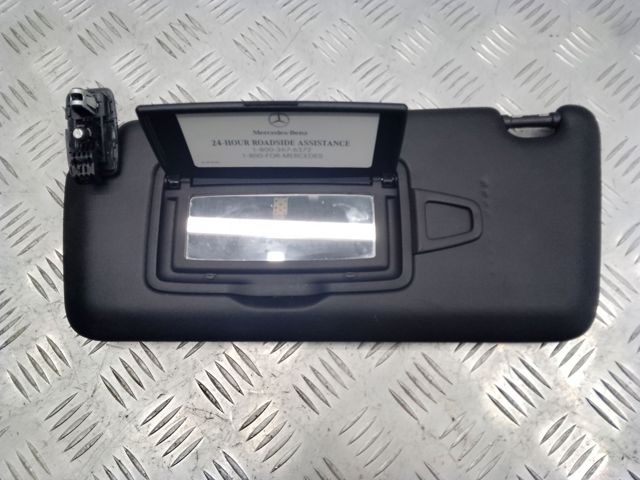 Козирок сонцезахисний A1768100110 MERCEDES