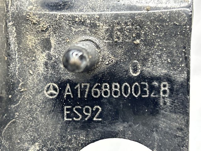 Завіса капота ліва A1768800328 MERCEDES