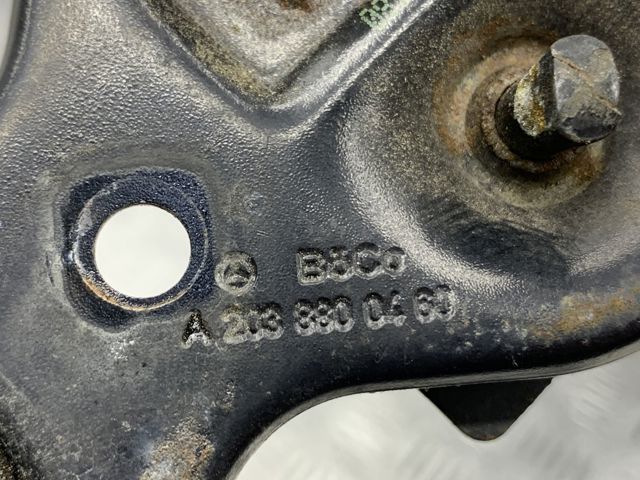 Запор капота (замок і привід замка капота) A2038800460 MERCEDES