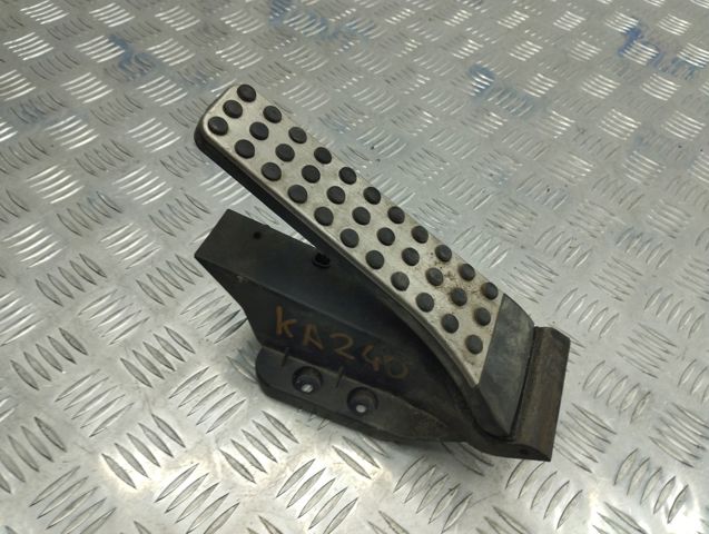 Педаль акселератора A2043000204 MERCEDES