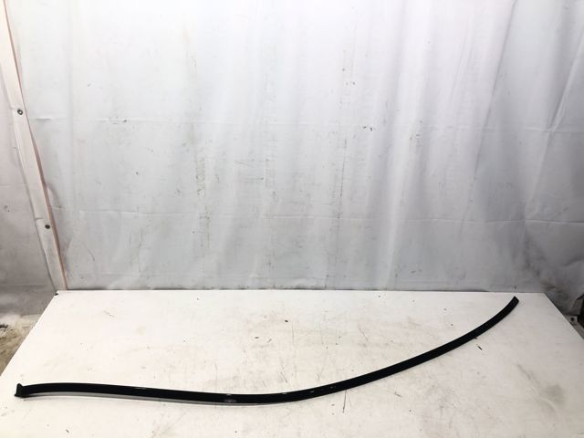 Накладка даху права A20469076829040 MERCEDES