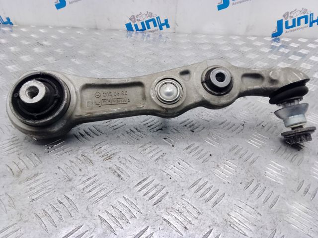Правий важіль передній нижній підвіски A2053306201 MERCEDES