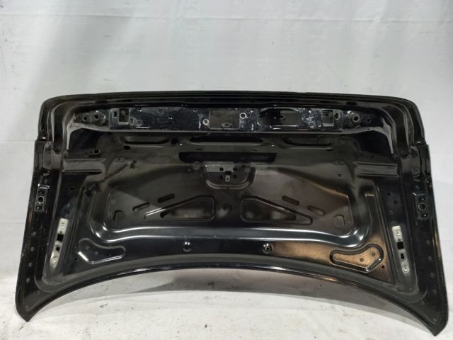 Кришка багажника кузова A2117500075 MERCEDES