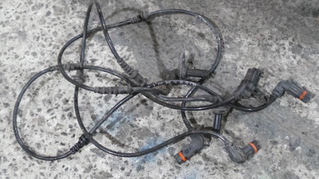 Датчик антиблокувальної системи гальмування A2125400117 MERCEDES