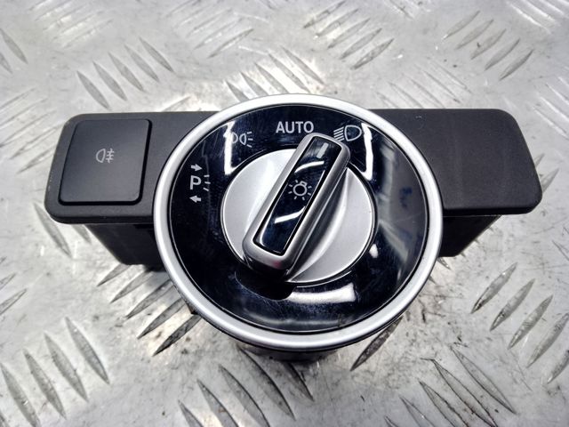 Перемикач світла фар, на "торпеді" A21290505519107 MERCEDES