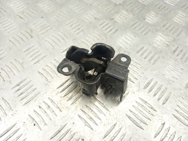 Замок капота Mercedes CLK