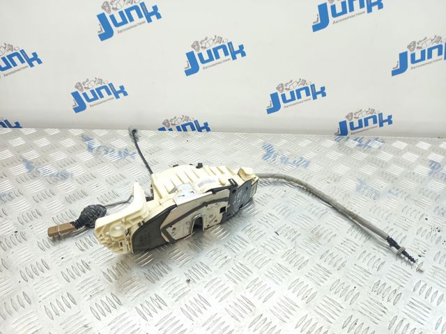 Замок двері правої передньої A2217201635 MERCEDES