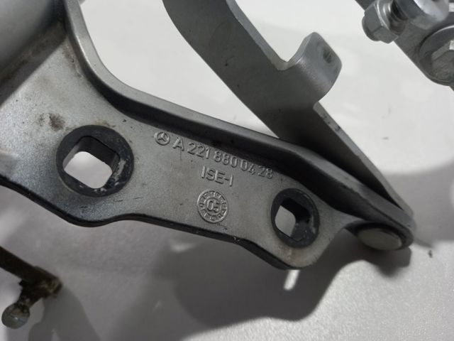 Завіс капота, правий A2218800428 MERCEDES