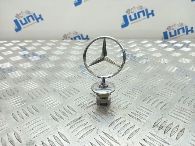 Емблема капота A2228101200 MERCEDES