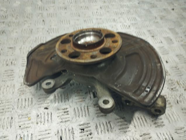 Цапфа передні праві A2463320200 MERCEDES