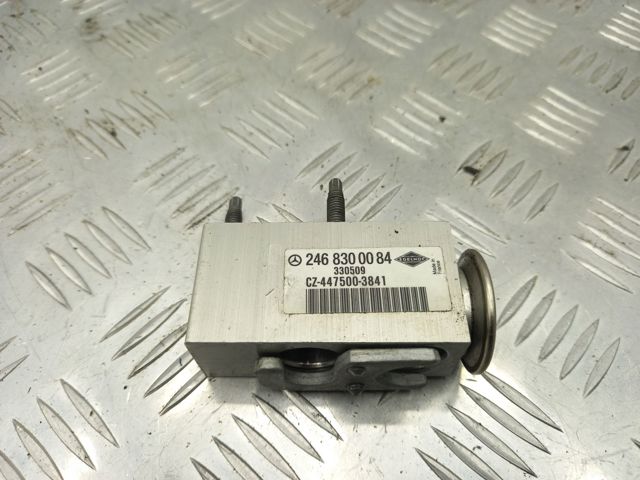 Клапан TRV, кондиціонера A2468300084 MERCEDES