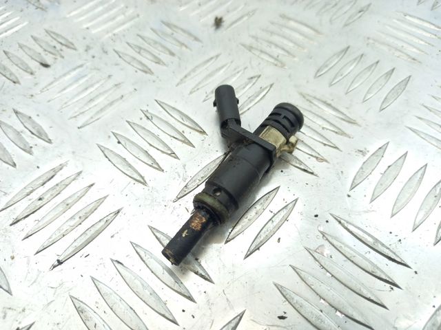 Форсунка дизельна в зборі, розпилювач + тримач A2720780249 MERCEDES