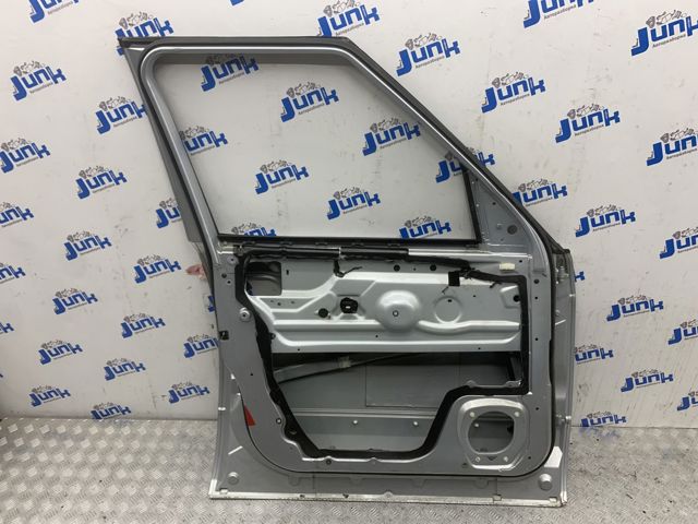 Дверь передня ліва BDA760072 LAND ROVER