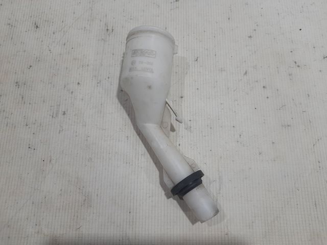 Горловина бачка омивача CP9Z17A605A FORD