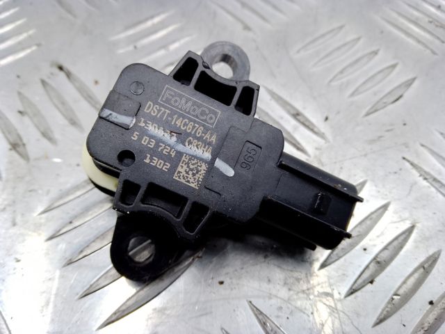 Датчик Ейрбег передній DS7T14C676AA FORD