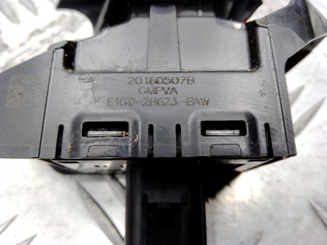 Кнопка електромеханічного гальма стоянки E1GZ2B623CA FORD