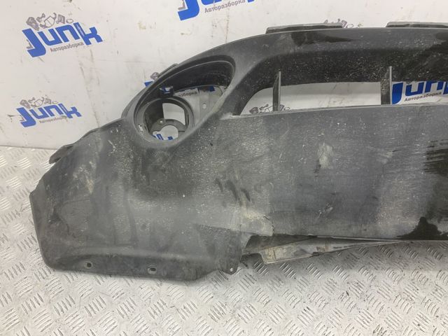 Губа переднього бампера FBM261CB0A NISSAN