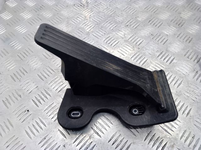 Педаль газу (акселератора) GHK341600D MAZDA