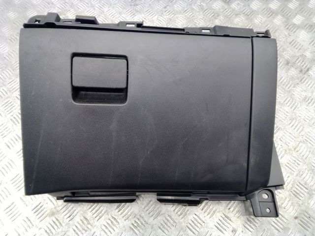 Бардачок KB7W64030A02 MAZDA