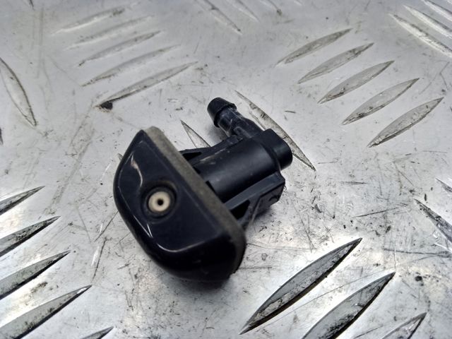 Омивач скла дверей задка KD3567510 MAZDA