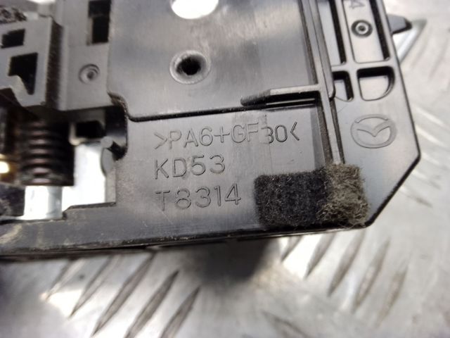Ручка дверей в зборі KD5358330E MAZDA