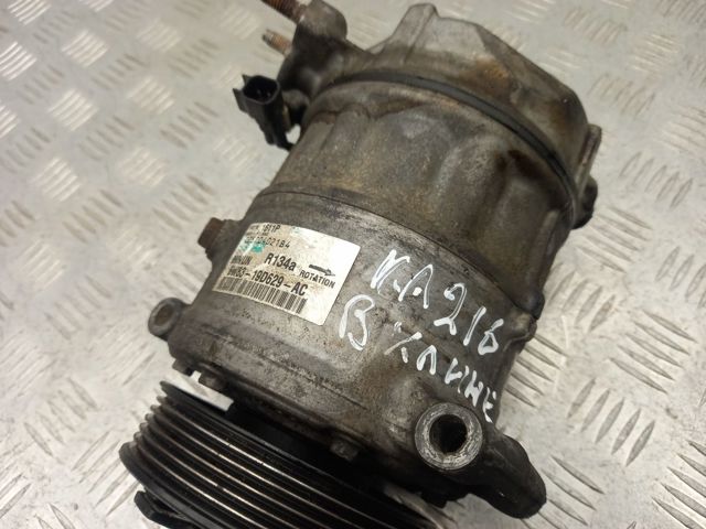 Насос кондиціонера LR010723 LAND ROVER