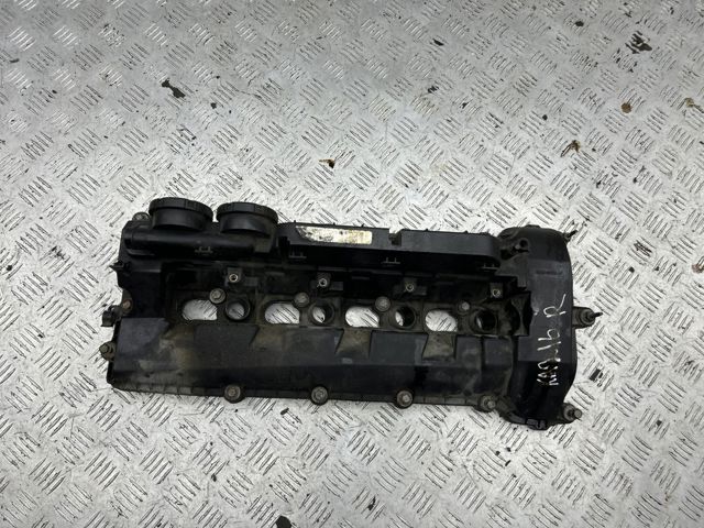Кришка клапанна, права LR010780 LAND ROVER