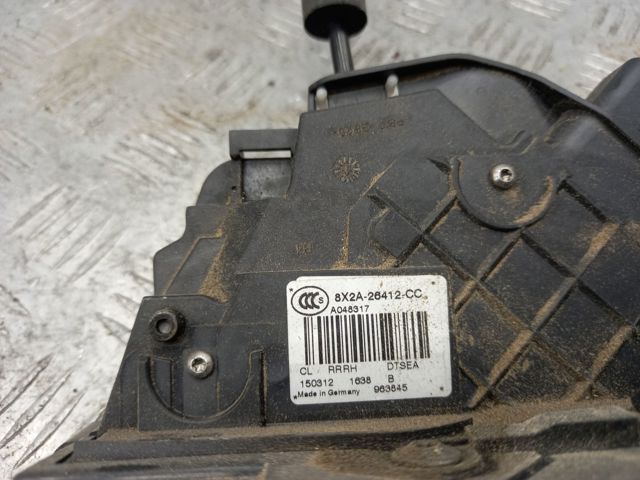 Замок задньої дверї, правої LR011304 LAND ROVER