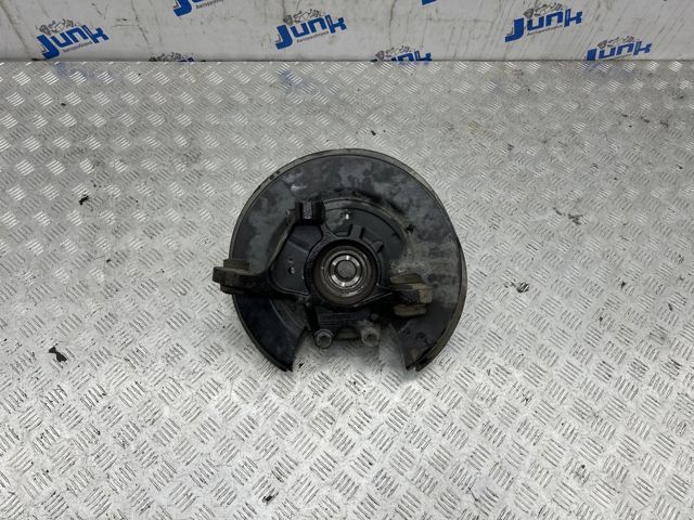 Цапфа поворотного кулака LR012741 LAND ROVER