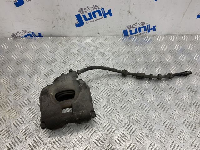 Супорт тормзной LR015387 LAND ROVER