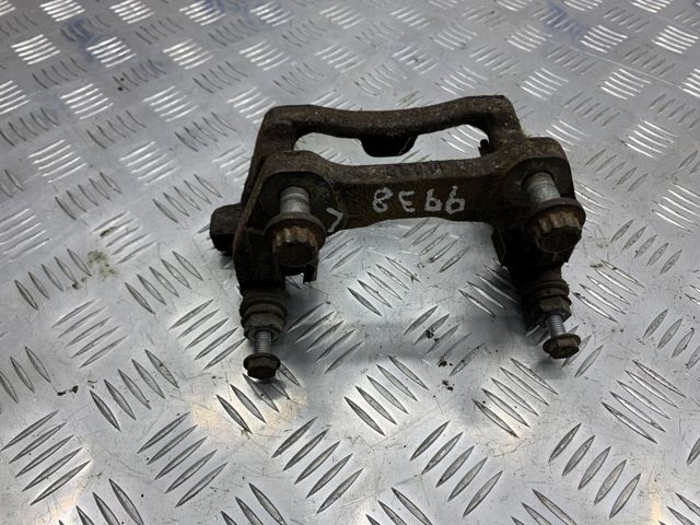 Скоба гальмівного заднього супорта LR015522 LAND ROVER