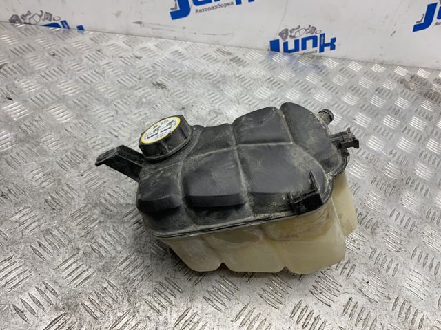 Бачок для води LR024296 LAND ROVER