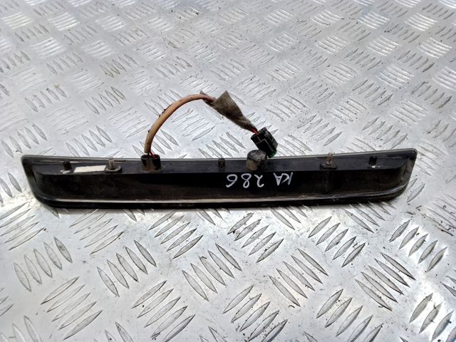 Ліхтар сигналу гальмування LR027950 LAND ROVER