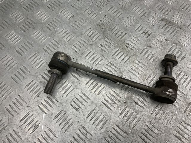 Яйця стабілізатора передні LR035489 LAND ROVER