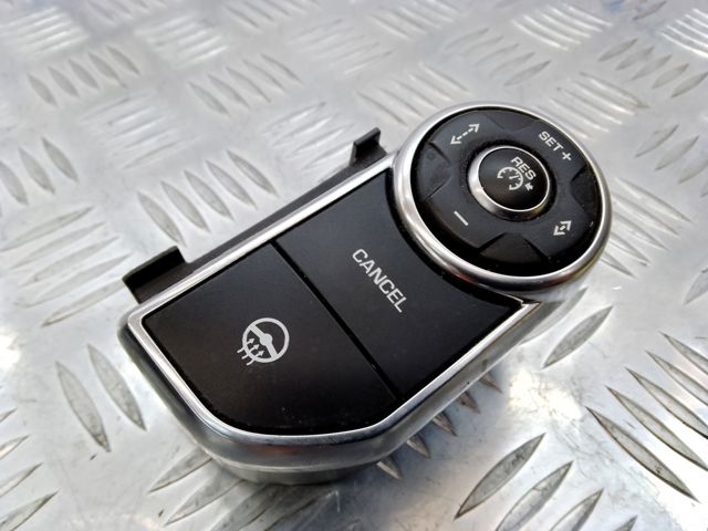 Блок кнопкових перемикачів кермового колеса LR037452 LAND ROVER