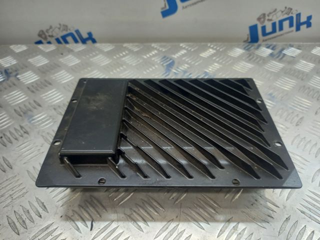 Підсилювач звуку аудіосистеми LR045326 LAND ROVER
