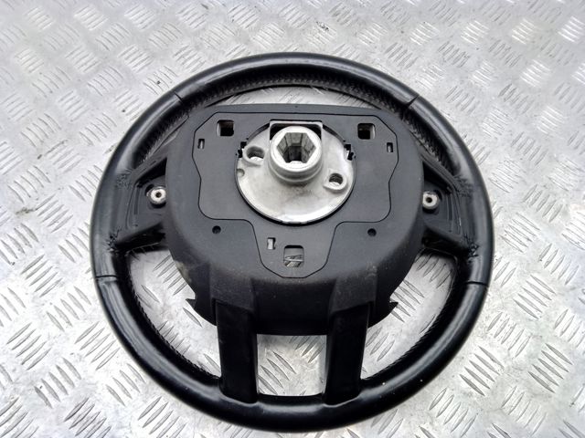 Рульове колесо LR047921 LAND ROVER