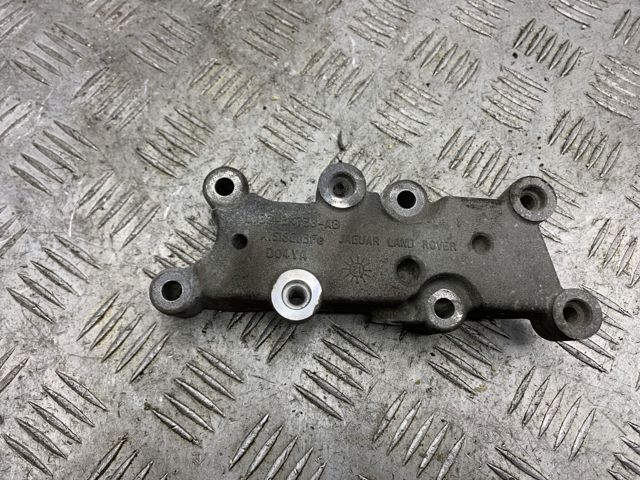 Кронштейн кріплення генератора LR056659 LAND ROVER