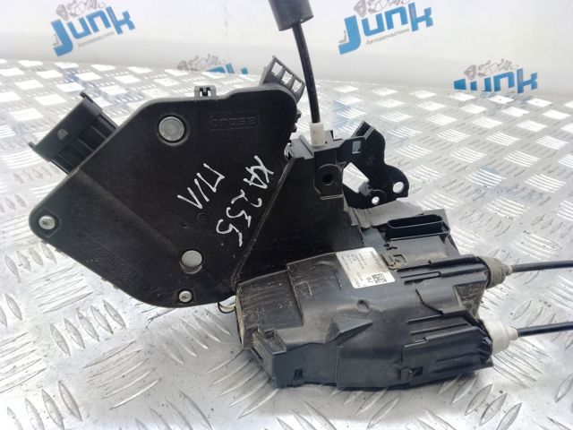 Замок дверей водія LR063615 LAND ROVER