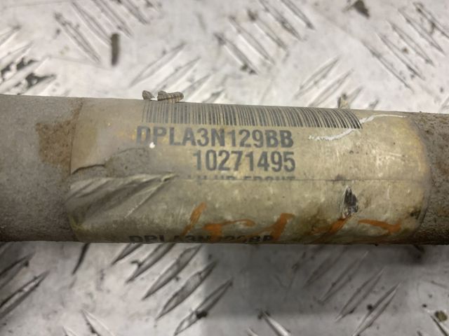 Піввісь передня ліва LR064252 LAND ROVER