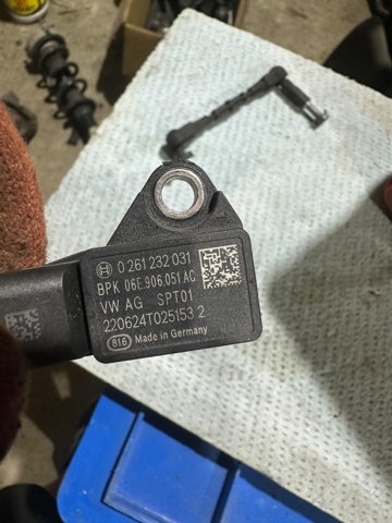 Датчик наддува 06E906051AC VAG