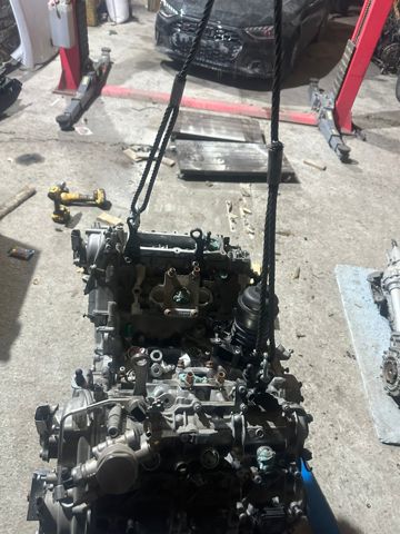 Мотор в зборі 06M100031L VAG