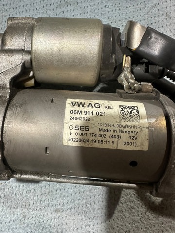 Стартер двигуна 06M911021 VAG