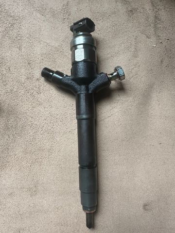 Форсунка паливна 1465A041 MITSUBISHI