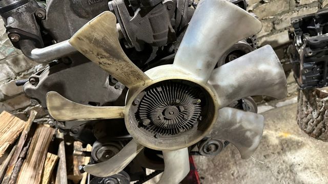 Термомуфти охолодження радіатора 21082VB100 NISSAN