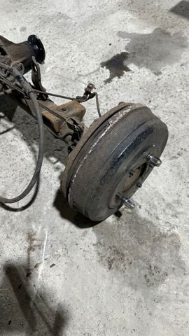 Напіввісь задня 381642S670 NISSAN