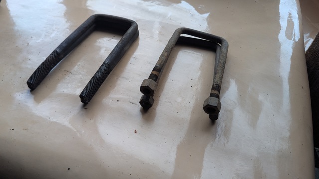 Скоба ресори 4150A333 MITSUBISHI