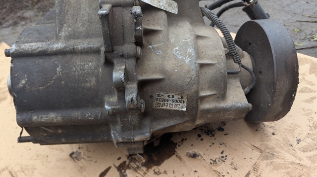 Коробка роздавальна в зборі 47000H1071 HYUNDAI